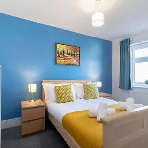 https://modern-3-bed-home.cardiffhotelswales.com